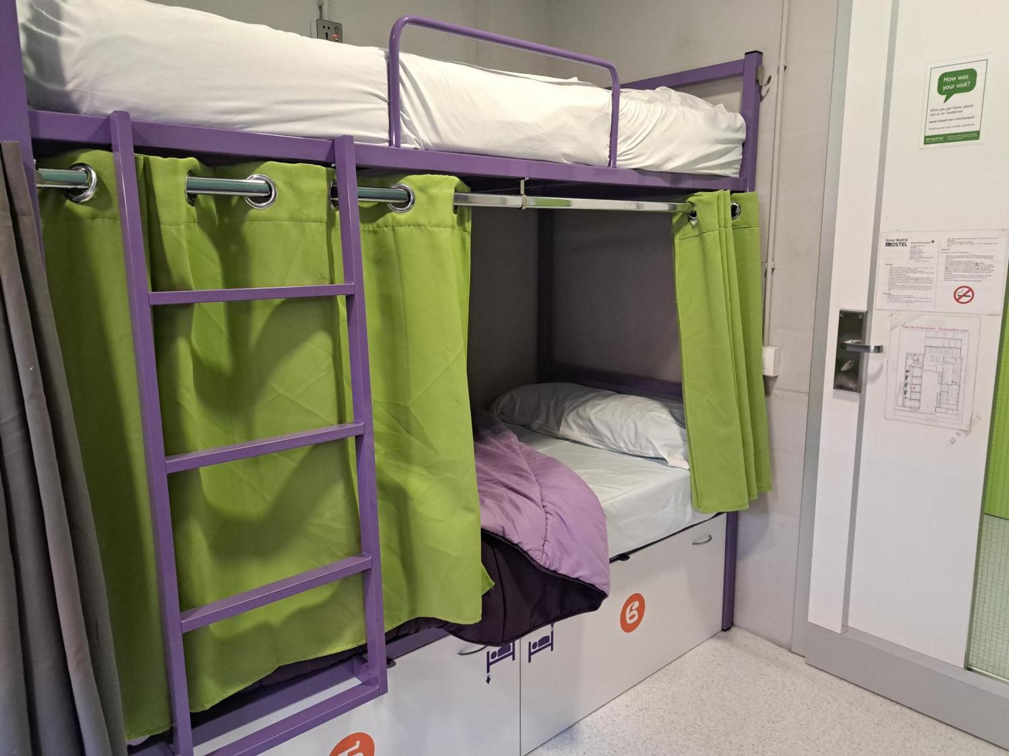 Scout Madrid Hostel Ngoại thất bức ảnh